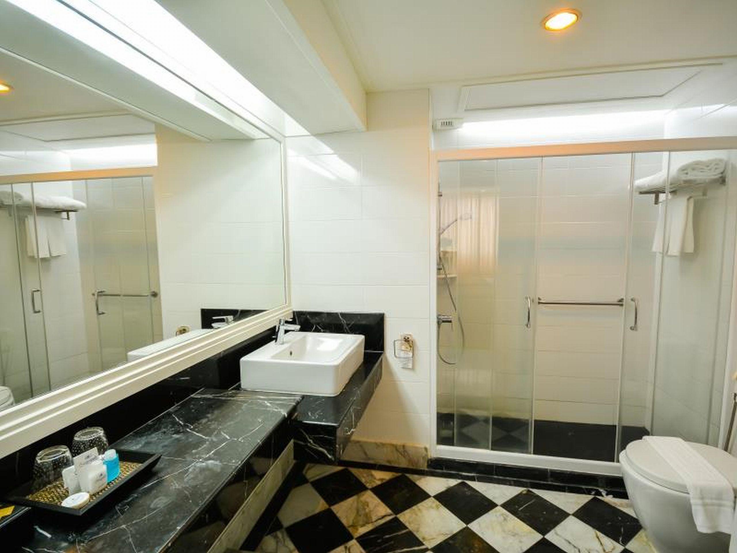Courtyard By Marriott Phuket Town Hotel Ngoại thất bức ảnh