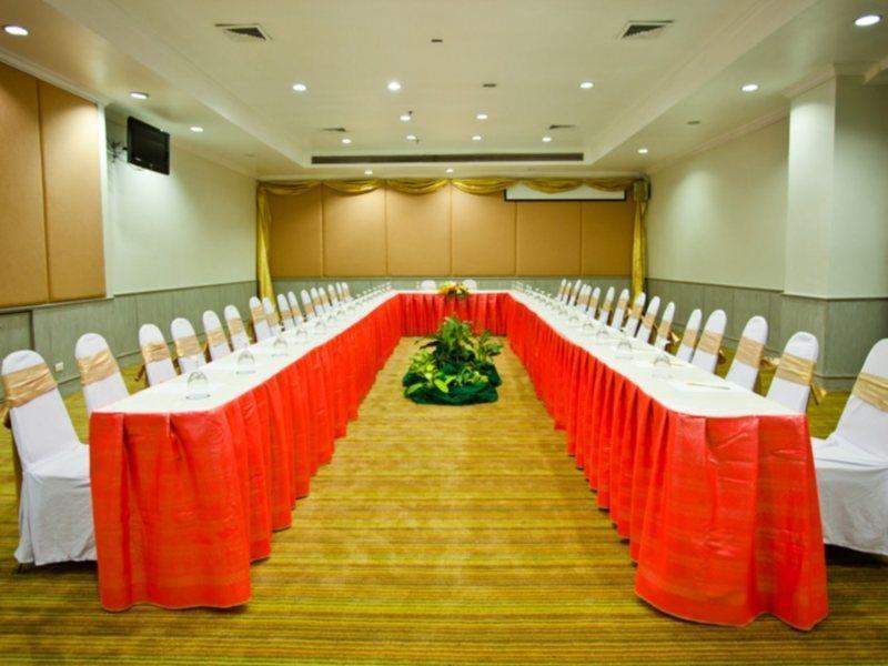 Courtyard By Marriott Phuket Town Hotel Ngoại thất bức ảnh